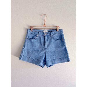 FOREVER 21 Jean Shorts Women's size 29 Light Wash High Rise Stretch Shorts